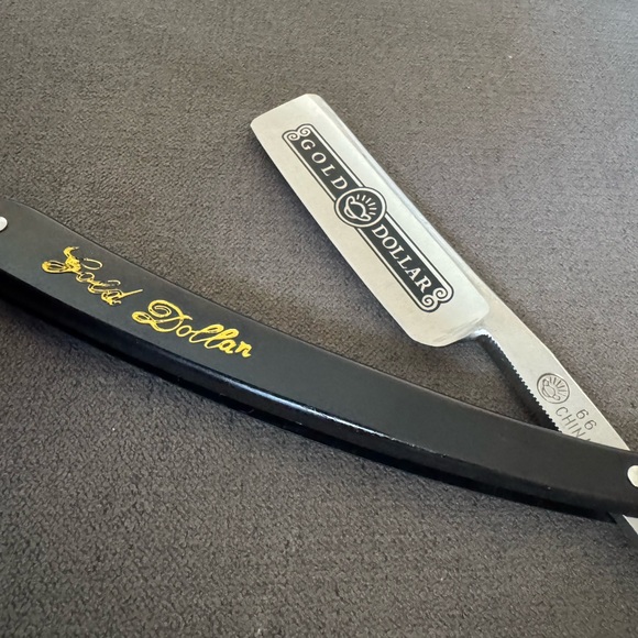 Black Straight Razor - Picture 4 of 7